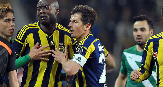 Bursa'da Feribotta Emre Belözoğlu'na Beşiktaşlı Taraftarlardan Sözlü Saldırı