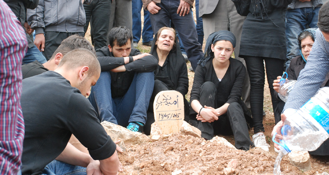 Tokat'ta Boğularak Hayatını Kaybeden Afgan Genç Ümit Tacik'in Cenazesi 4 Gün Sonra Toprağa Verildi