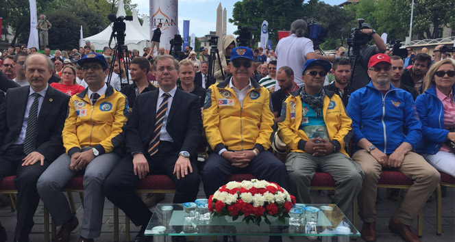 Sultanahmet Meydanı'nda Allgau Orient Rallisi'nin Startı Verildi