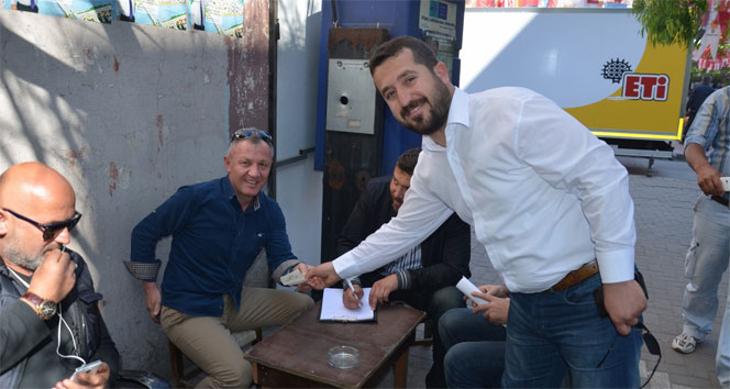 Ordu Fatsa'da Yolda Bulunan 40 Bin Liralık Çek Sahibine Verildi