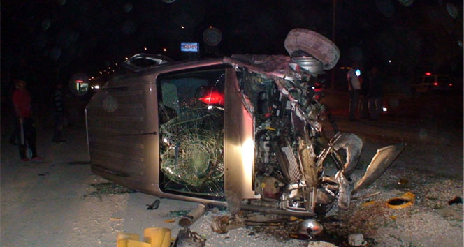 Konya Ereğli'de TIR ile Kamyonetin Çarpışması Sonucu 2 Yaralı