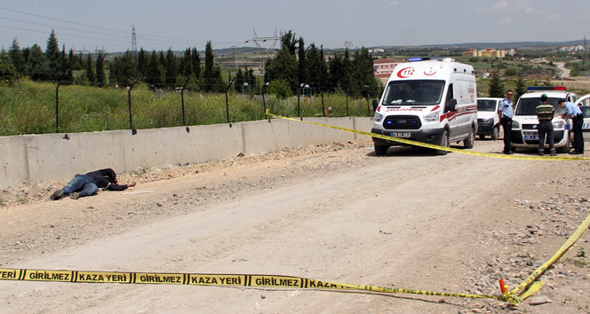 Karabük Safranbolu'da Mezarlık Duvarında Erkek Cesedi Tespit Edildi