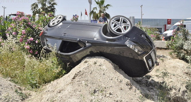 Antalya'da D-400 Karayolu'nda Takla Atan Otomobilin Sürücüsü Burnu Bile Kanamadan Kurtuldu