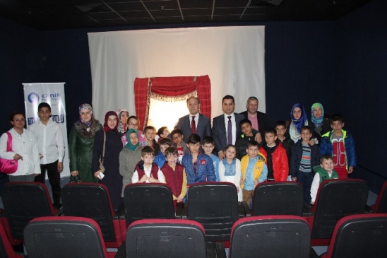 Samsun Canik'te Çocuk Evlerinde Kalan Çocuklar Tiyatro Gösterisine Katıldı