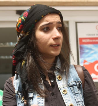 Mardin'de Açığa Alınan Öğretmen Hatice Dağlı İlk Duruşmada Beraat Etti