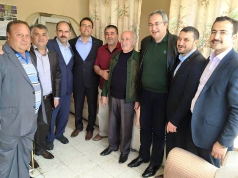 Nevşehir'de AK Parti Milletvekili Adayları Oto Galericiler Sitesi'nde Esnafla Buluştu