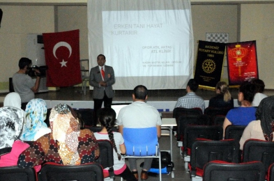 Mersin Akdeniz'de Meme ve Rahim Ağzı Kanseri Bilgilendirme Etkinliği Düzenlendi