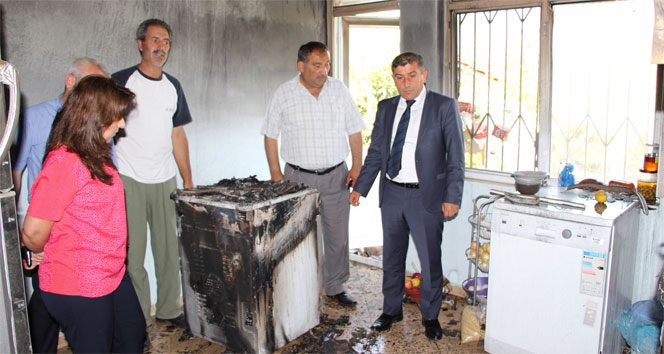 Aksu'da Evi Yanan Aileye Belediye Desteği Söz Verdi