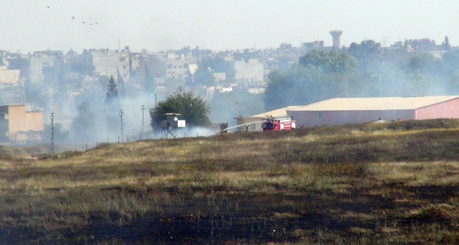 Mardin Nusaybin'de Sınırda Yer Alan Mayınlı Arazide Yangın Meydana Geldi