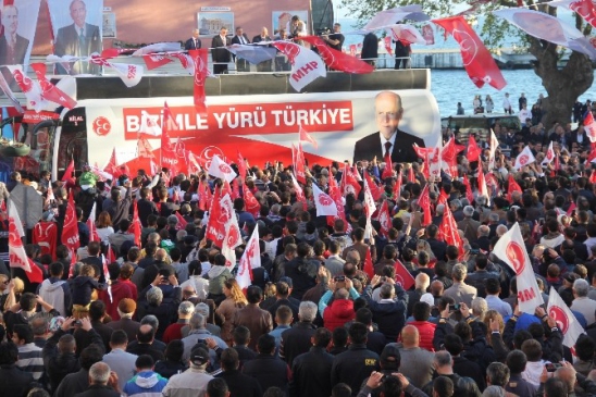 MHP Genel Başkanı Devlet Bahçeli, Sinop'ta düzenlenen mitingde seçmenlere hitap etti.