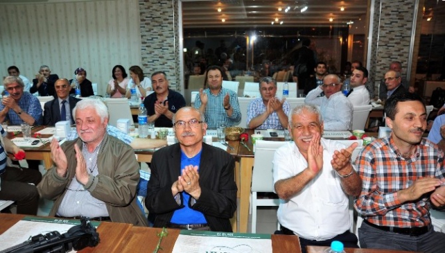 Malatya Derneği, Kepez Belediye Başkanı Hakan Tütüncü’ye Turgut Özal’a Verdiği İsim İçin Teşekkür Etti