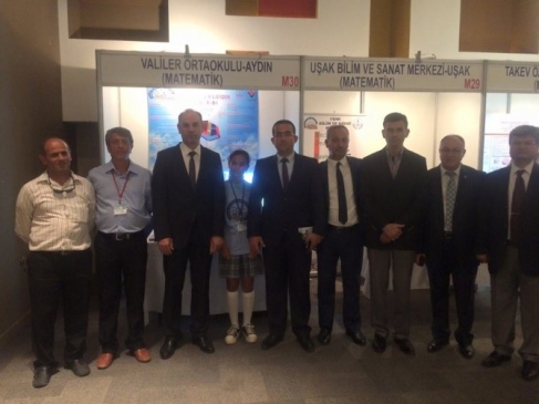 Didim Valiler Ortaokulu İzmir Bölge Sergisi'nde 'Geometrik Şekillerden Uçan Araba' Projesiyle Yer Aldı