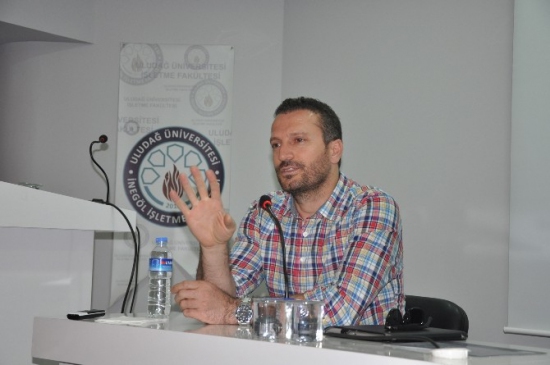 İnegöl'de Kariyer Günleri'nde Haluk Özbek Öğrencilere Tavsiyelerde Bulundu