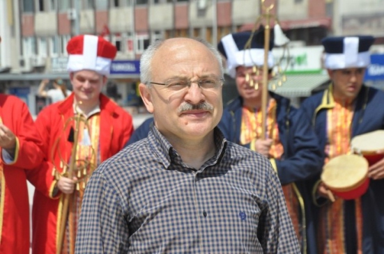 Sakarya’da Koruyucu Aile Şenliği Kortej Yürüyüşü ile Kutlandı