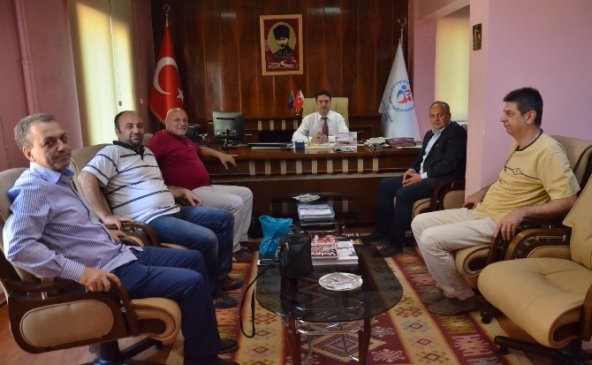 Adana'da Gençlik Hizmetleri Müdürü Abdulkadir Ataşbak, Spor Medyasını Kabul Etti