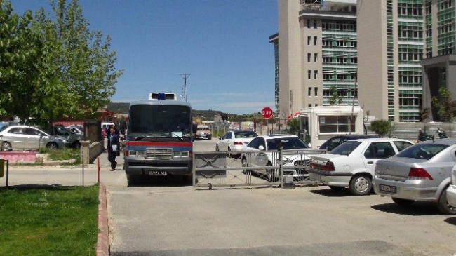 Savcı Ahmet Karaca, Gaziantep Adliyesi'nde Teslim Oldu