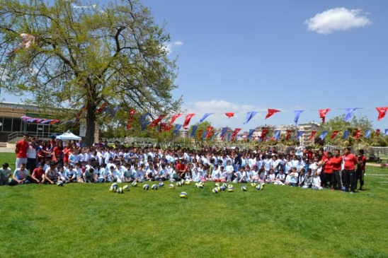 Gaziantep'te Çocuklar İçin Spor Şenlikleri Düzenleniyor