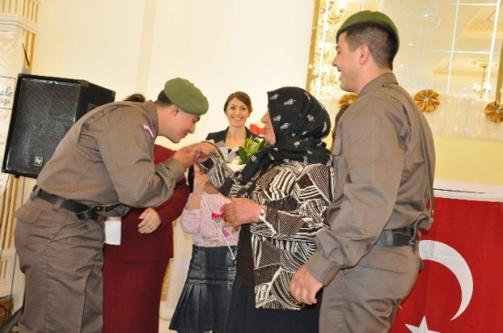 Kırıkkale'de İkiz Askerlerin Anneleriyle Buluşması Duygusal Anlar Yaşattı