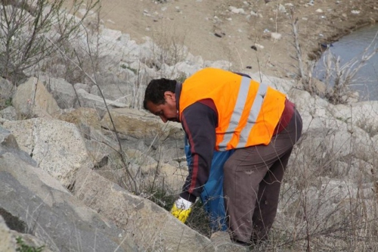 Yozgat Sorgun'da Mükremin Göleti Çevresinde Temizlik Çalışması Yapıldı