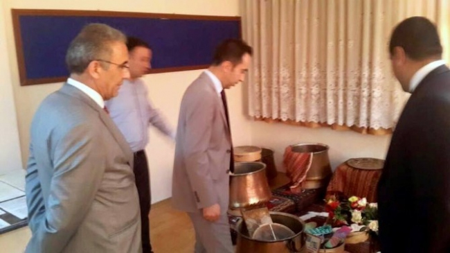 Tunceli'de Cemevi Ziyaretinde Rektör İpek'e Eşlik Eden İsimler