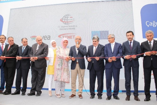 Isparta'da Türk Telekom Grubu tarafından açılan çağrı merkezi, istihdam hedefleriyle dikkat çekiyor.