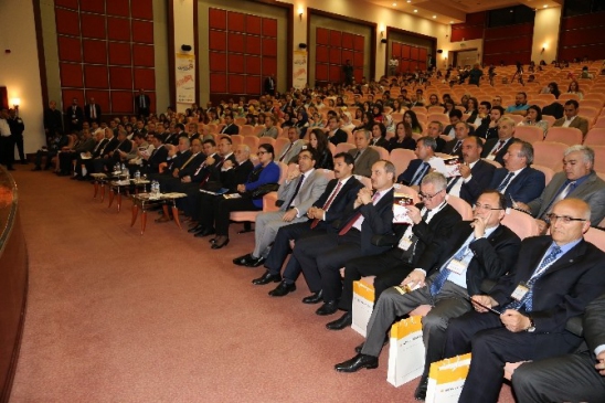 Malatya'da 9. Kamu Yönetimi Sempozyumu, İnönü Üniversitesi'nde Düzenlendi