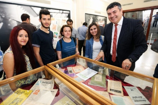 Bursa Büyükşehir Belediyesi'nin Düzenlediği 15. Edebiyat Günleri Tayyare Kültür Merkezi'nde Başladı