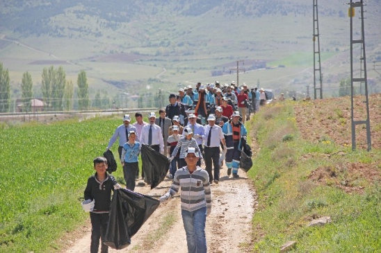 Yahyalı'da "Temiz Çevre, Temiz Yahyalı" Projesi ile Çevre Bilinci Aşılanıyor