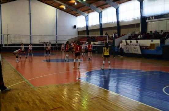 Adıyaman Kahta'da Genç Kızlar Voleybol Grup Müsabakaları Sona Erdi
