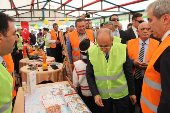 Iğdır'da Trafik Güvenliği Haftası Kapsamında Etkinlikler Düzenleniyor