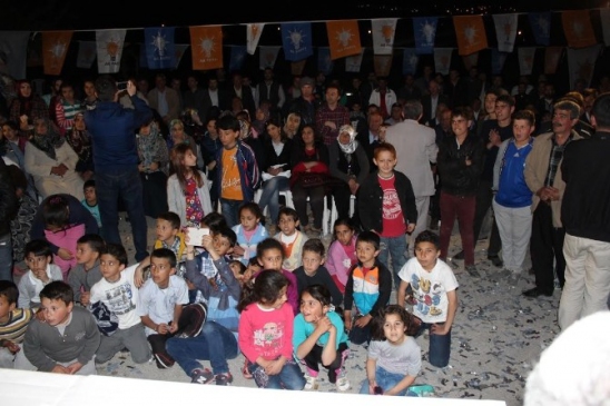 Malatya'da AK Parti Adayları, Seçim İçin Gece Gündüz Çalışıyor