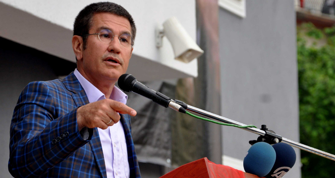 Giresun'da Bakan Canikli, Öğretmen Sayısının 470 Bin'den 820 Bin'e Çıktığını Açıkladı