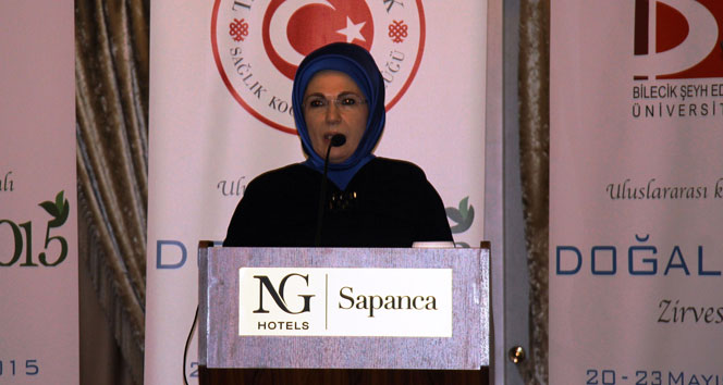 Sakarya'da Düzenlenen Zirvede Sağlıklı Beslenmenin Önemi Görüşüldü