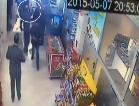 Sinop Merkez'de AK Parti Milletvekili Adayı Nazım Maviş'e Saldırıldı