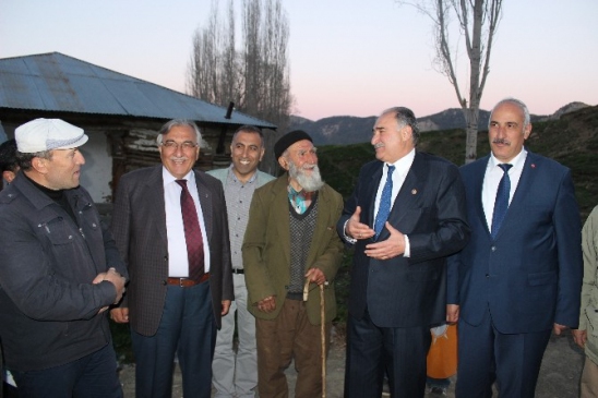 Adnan Yılmaz Oltu'da Seçim Çalışması Yürüttü, Destek İstedi