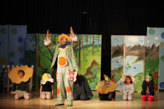 Yenimahalle'de Gerçekleşen "Sevgi Bahçesi" Tiyatro Oyunu Miniklere Keyifli Anlar Yaşattı