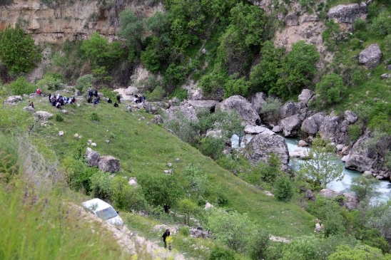 Tunceli Çemişgezek'te Tağar Çayı'na Kapılan 18 Yaşındaki Genç Kayboldu