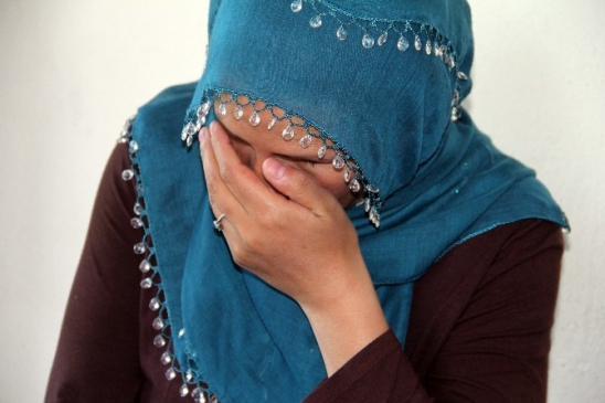 Iğdır'da 13 Yıldır Göz Görmeyen Kadın, Ameliyat İçin Maddi Destek Arıyor