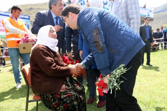 Aksaray Helvadere'de Geleneksel Hıdırellez ve Hasandağı Şenlikleri 10. Kez Kutlandı