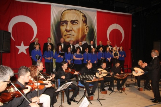 Akçaabat'ta Türk Sanat Müziği Korosu, Bayburt'ta Konser Verdi