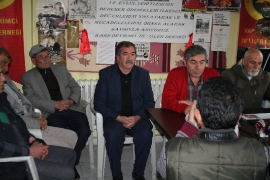 Kars'ta Devrimci 78’ler Derneği, Kenan Evren'in Ölümünü Değerlendirdi