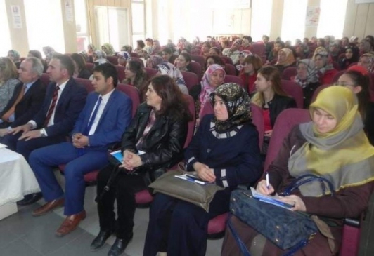 Yozgat'ta Halk Eğitim Merkezi'nde Seminer ile 127 Katılımcı Eğitildi