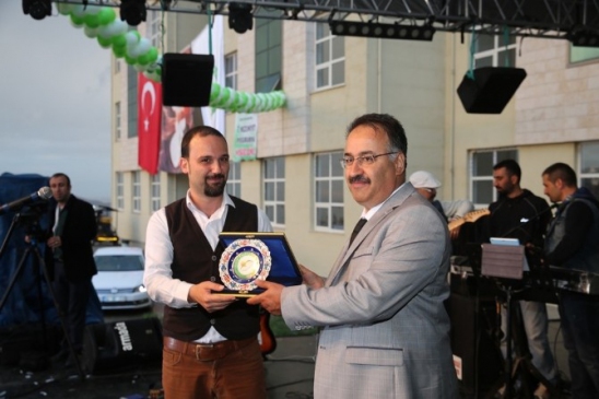 Iğdır Üniversitesi'nde 2015 Bahar Şenliği Etkinlikleri Coşkulu Bir Şekilde Gerçekleşti