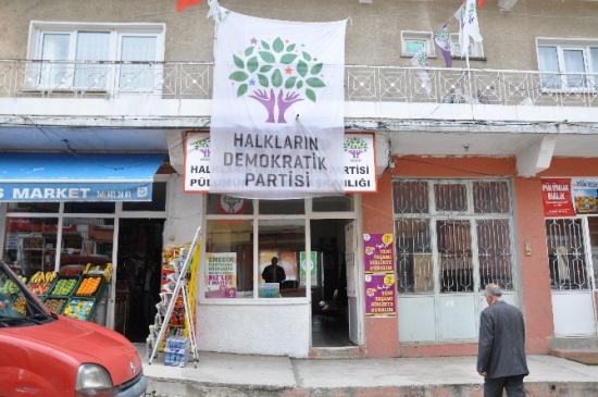 Tunceli Pülümür'de HDP İlçe Örgütü'ne Ait Basın Metnine Soruşturma Başlatıldı