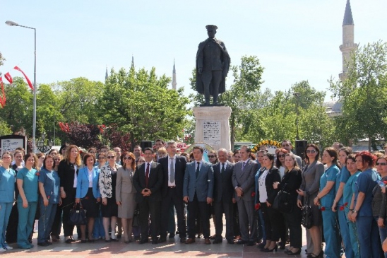 Edirne'de Hemşireler ve Ebeler Haftası Törenle Anıldı
