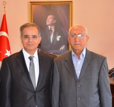 Kilis'te Hayırsever Ömer Faruk Nizamoğlu'ndan Aile Sağlığı Merkezi Açılacak