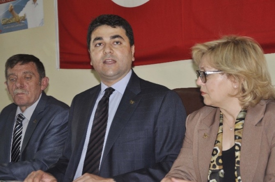 Afyonkarahisar'da DP Genel Başkanı Uysal, Kenan Evren'in vefatıyla ilgili açıklamalarda bulundu.