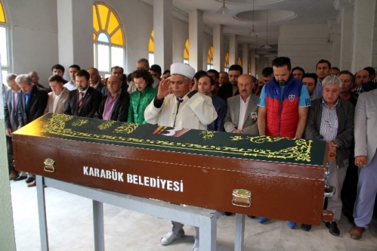 Karabük'te Trafo Patlaması Sonrası Hayatını Kaybeden İşçi İrfan Yılmaz Son Yolculuğuna Uğurlandı