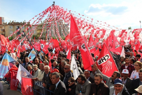 Kemal Kılıçdaroğlu Karaman'da Miting Düzenleyerek 7 Haziran Seçimleri İçin Destek Talep Etti