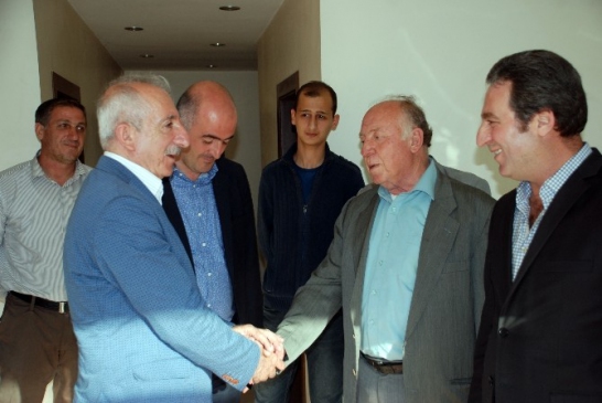 Mardin Milletvekili Adayı Orhan Miroğlu, Midyat'ta Seçim Çalışmalarını Sürdürüyor